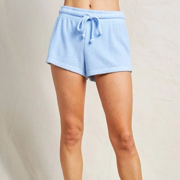 The Fuzzy Cloud Comfort Set in Cashmere Blue - Picture 7 of 8